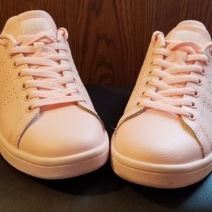 Adidas Neo Cloud foam tennis shoes